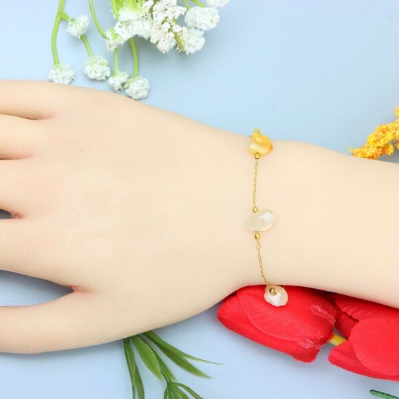 "Elegant & Trendy Bracelet, A Perfect Gift for Women, Thoughtful, EVCH1011 - Picture 4 of 9